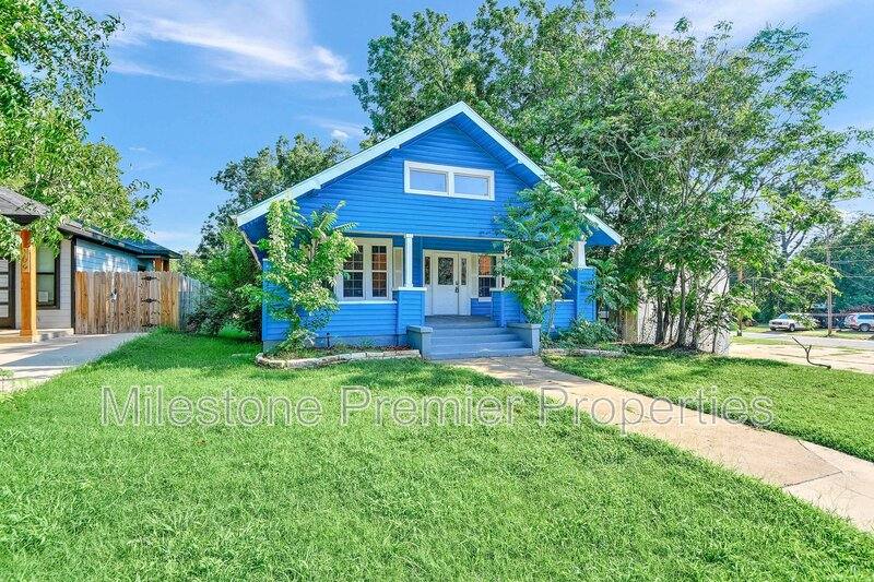 House for rent at 105 W Morton St, Denison, TX 75021