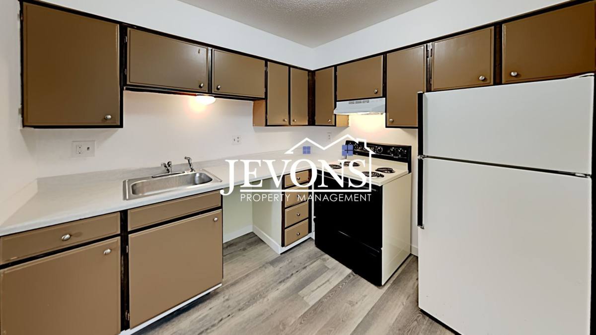 Apartment for rent at 16 N 6th St, Yakima, WA 98901