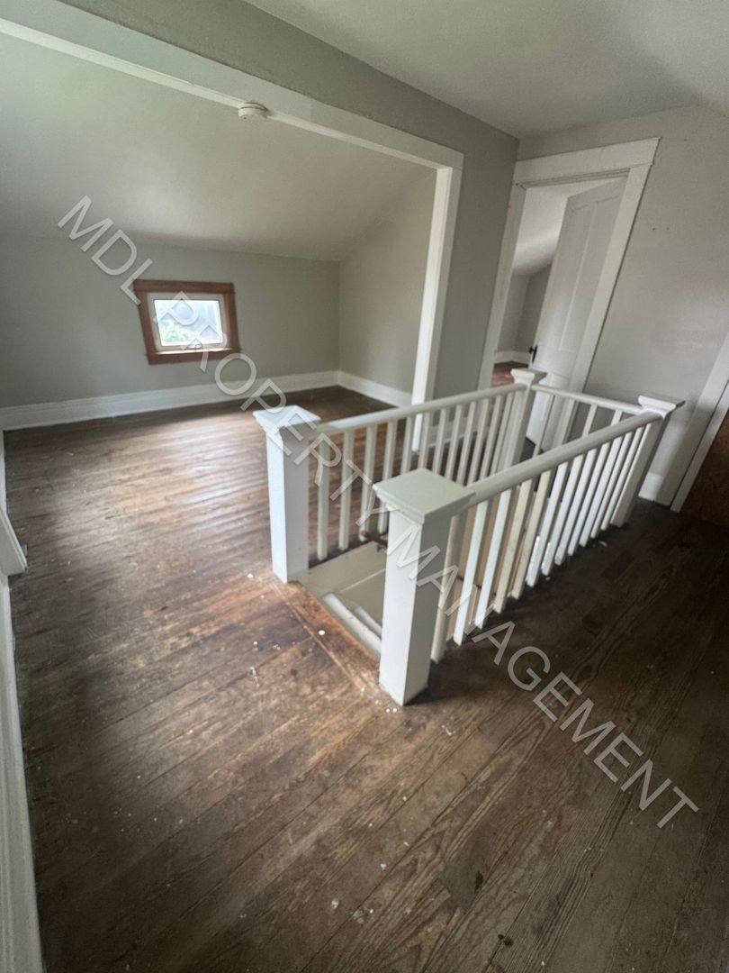 House for rent at 1208 Mackinaw St, Saginaw, MI 48602