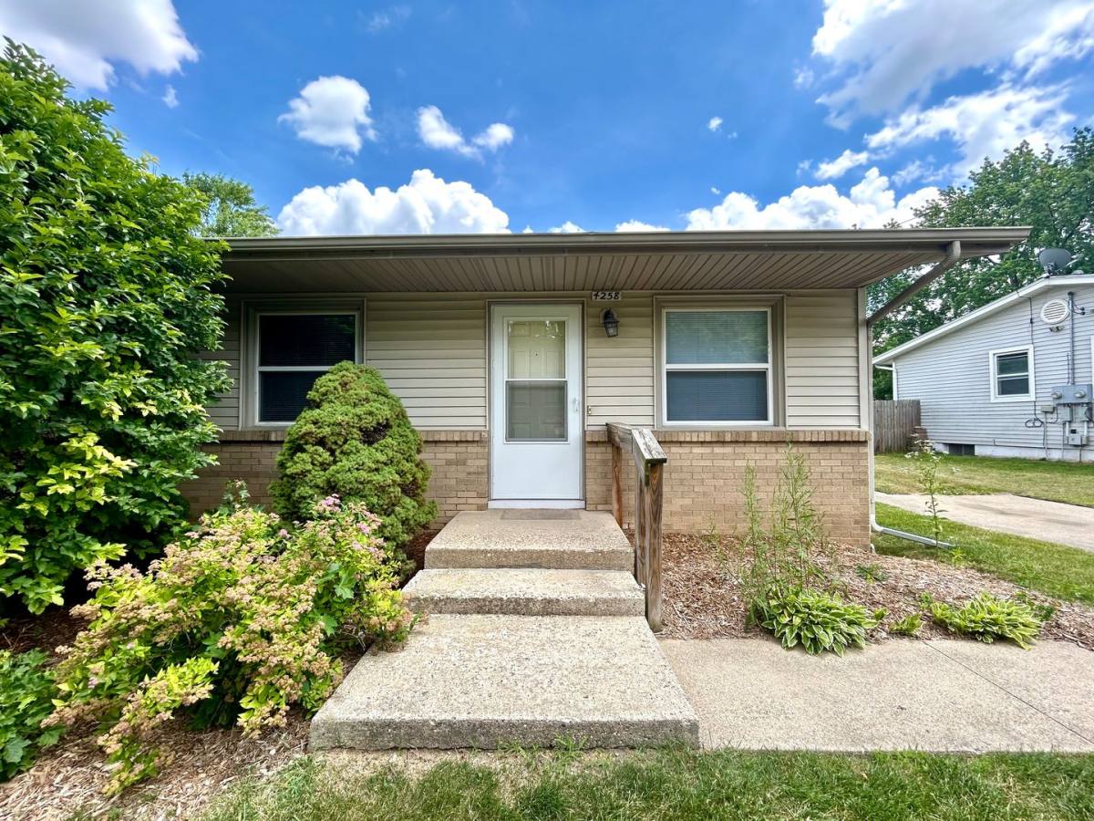 Apartment for rent at 4256-4258 Dawes Court SE, Grand Rapids, MI 49508
