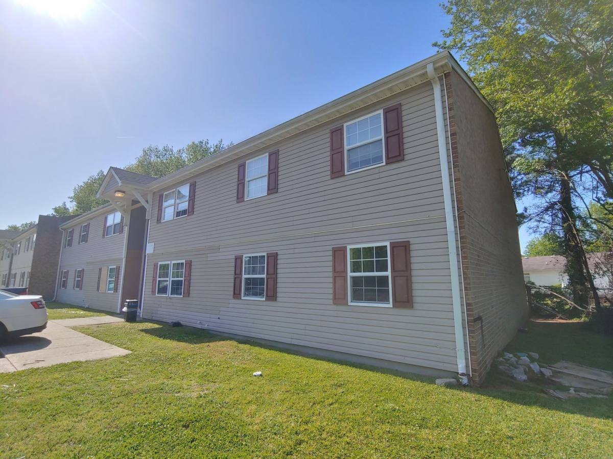 Apartment for rent at 3724 Deep Creek Blvd, Portsmouth, VA 23702
