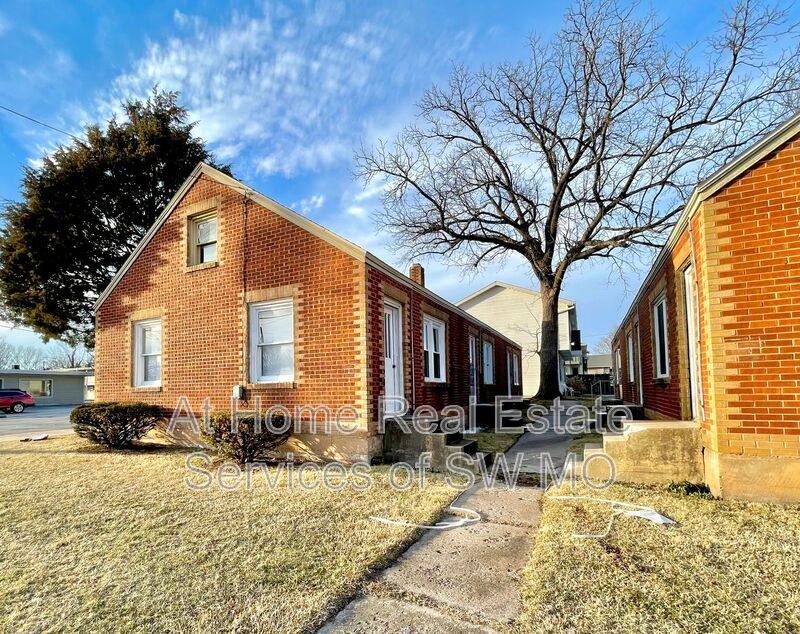 Apartment for rent at 217 W Grand #5, Springfield, MO 65807