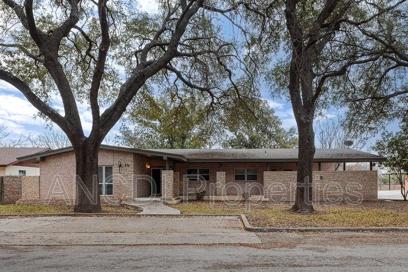House for rent at 16 Larkwood Lane, Del Rio, TX 78840