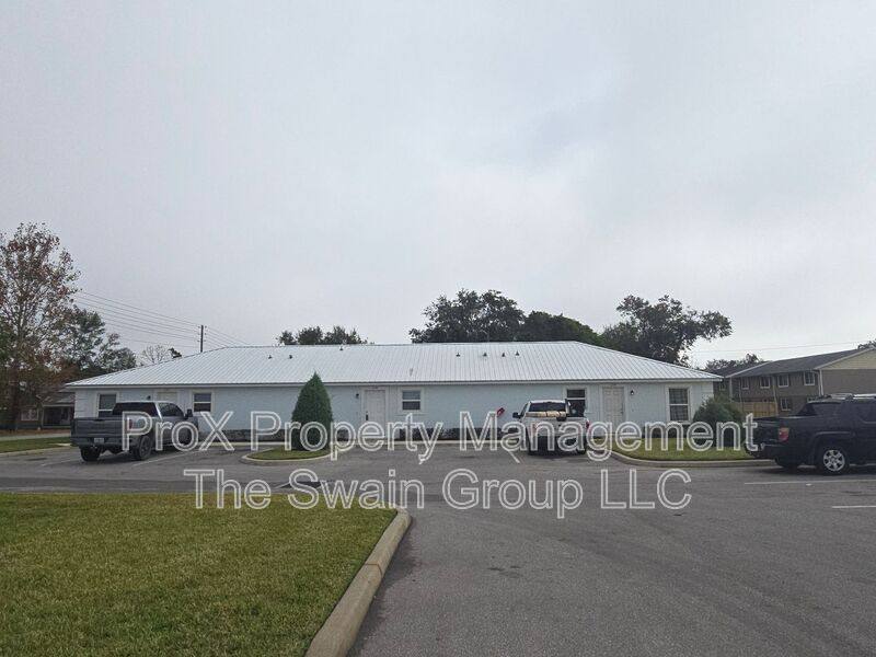 Apartment for rent at 240 W Prince Place, Haines City, FL 33844