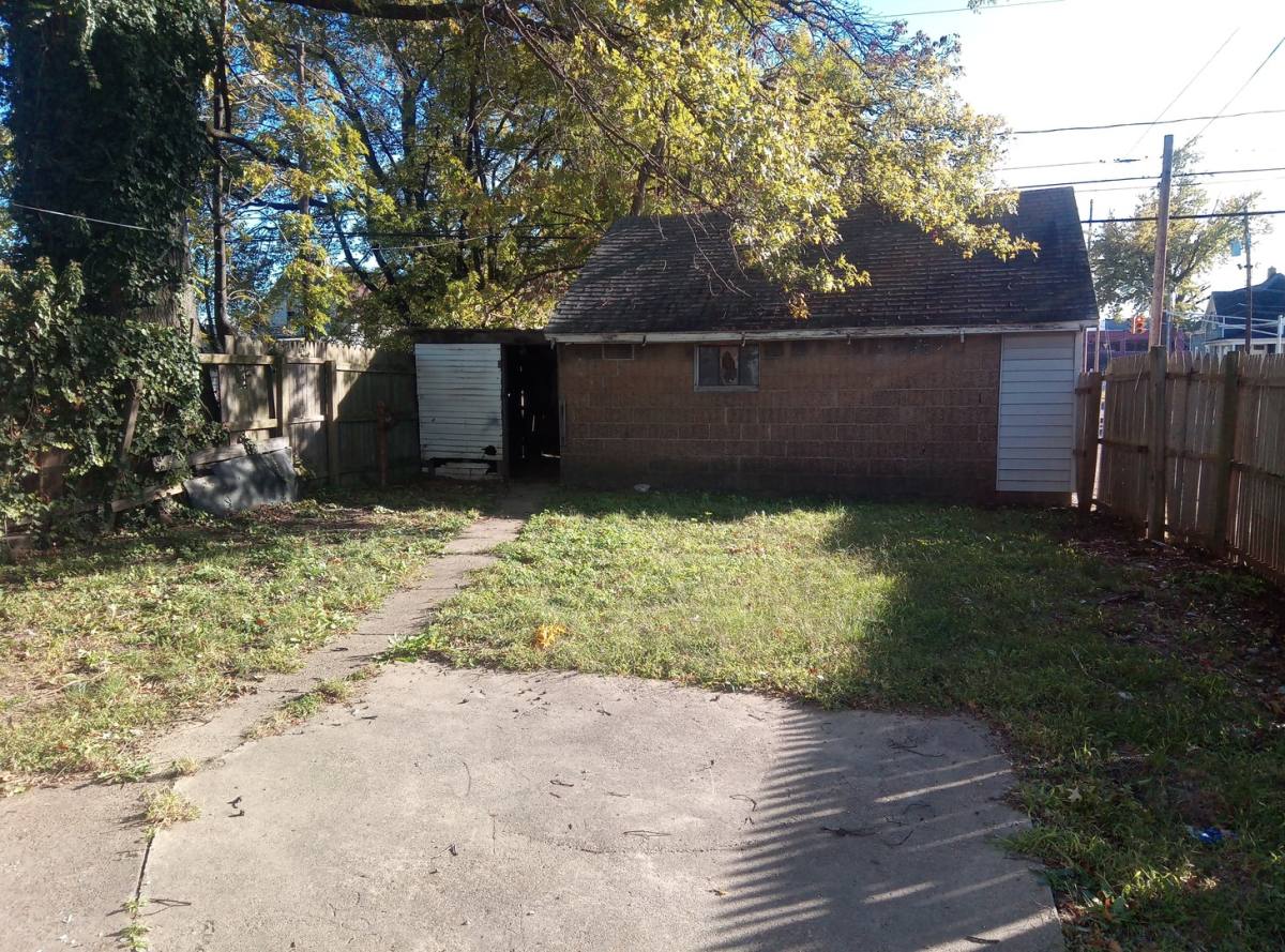 House for rent at 401 E Michigan St, Evansville, IN 47711
