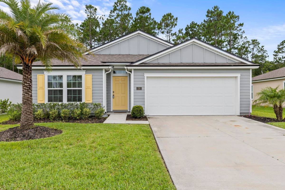 House for rent at 76 Oakleaf Way, Palm Coast, FL 32137