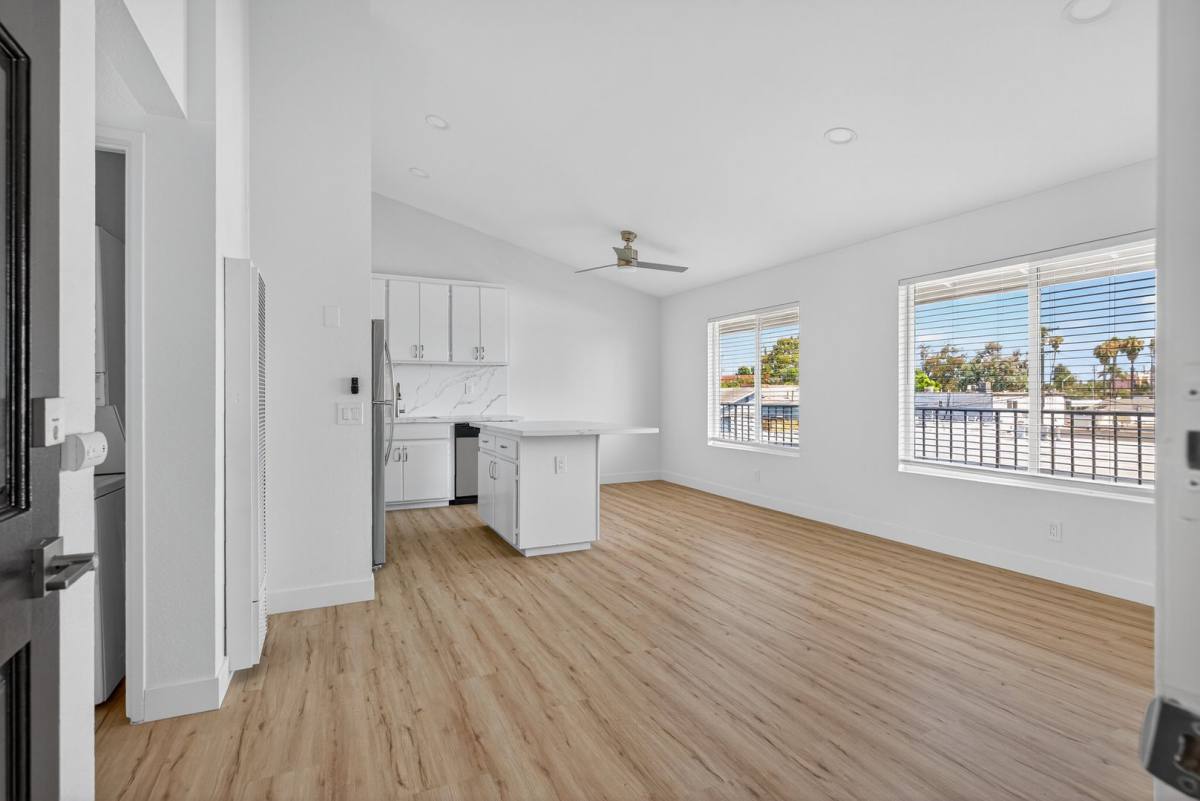 Apartment for rent at 1066 Coronado Ave, Long Beach, CA 90804