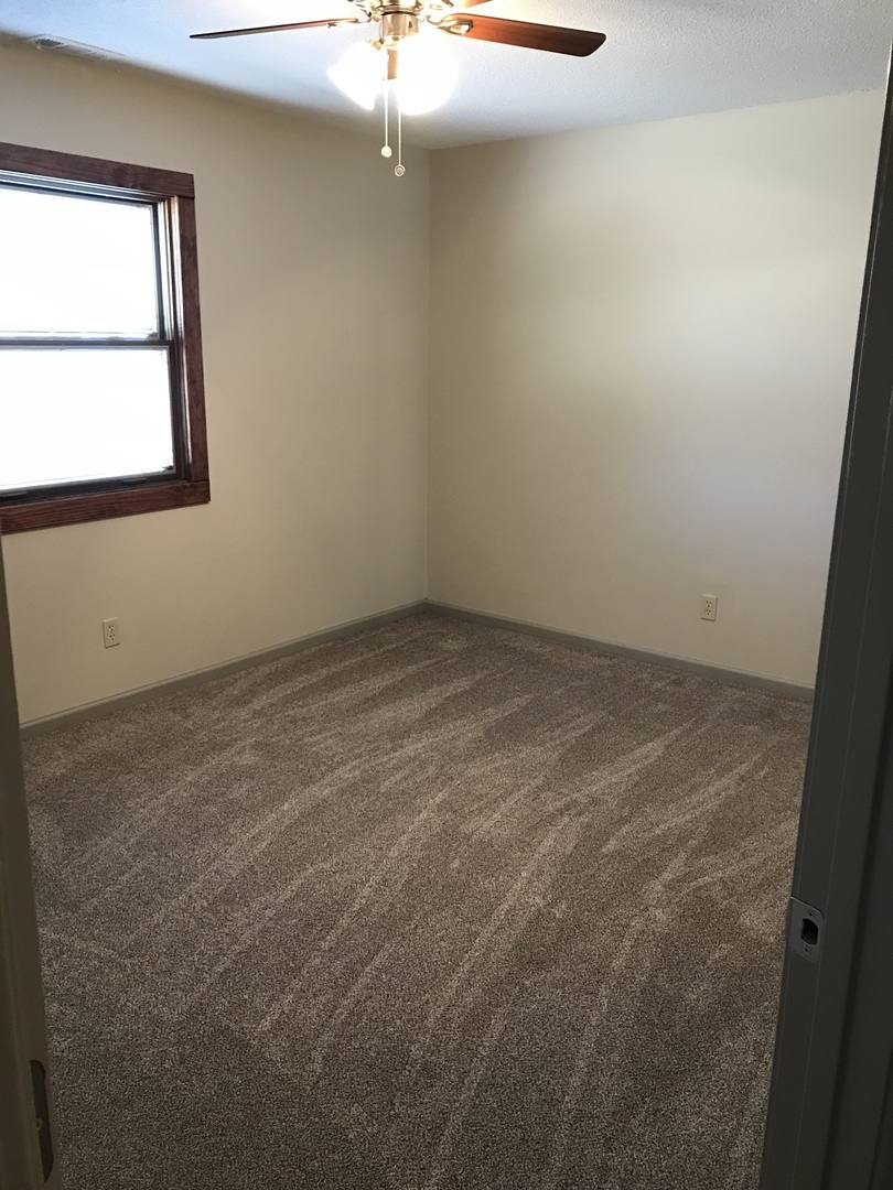 Apartment for rent at 2327-2348 Murphy Dr, Lawrence, KS 66046