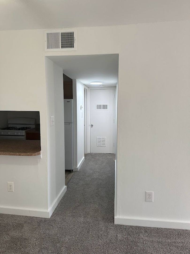 Apartment for rent at 1990 Laurel Rd, Clementon, NJ 08021