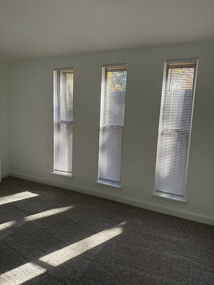 Apartment for rent at 1990 Laurel Rd, Clementon, NJ 08021