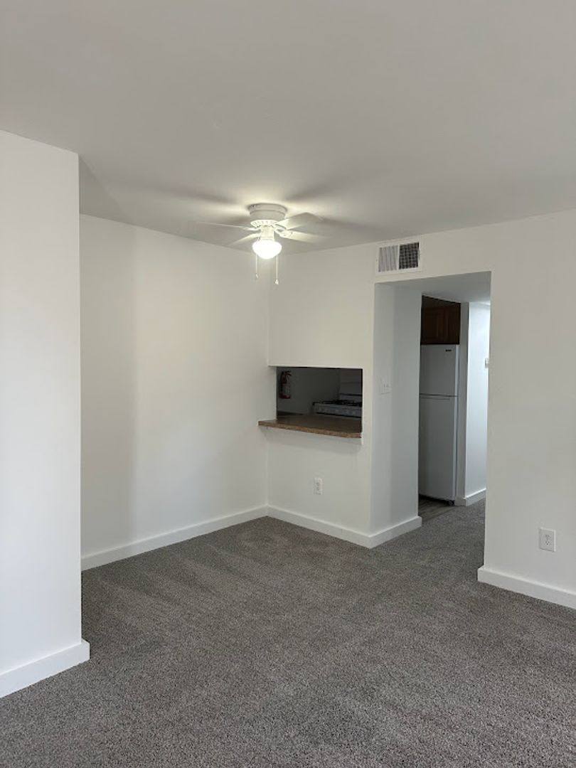 Apartment for rent at 1990 Laurel Rd, Clementon, NJ 08021