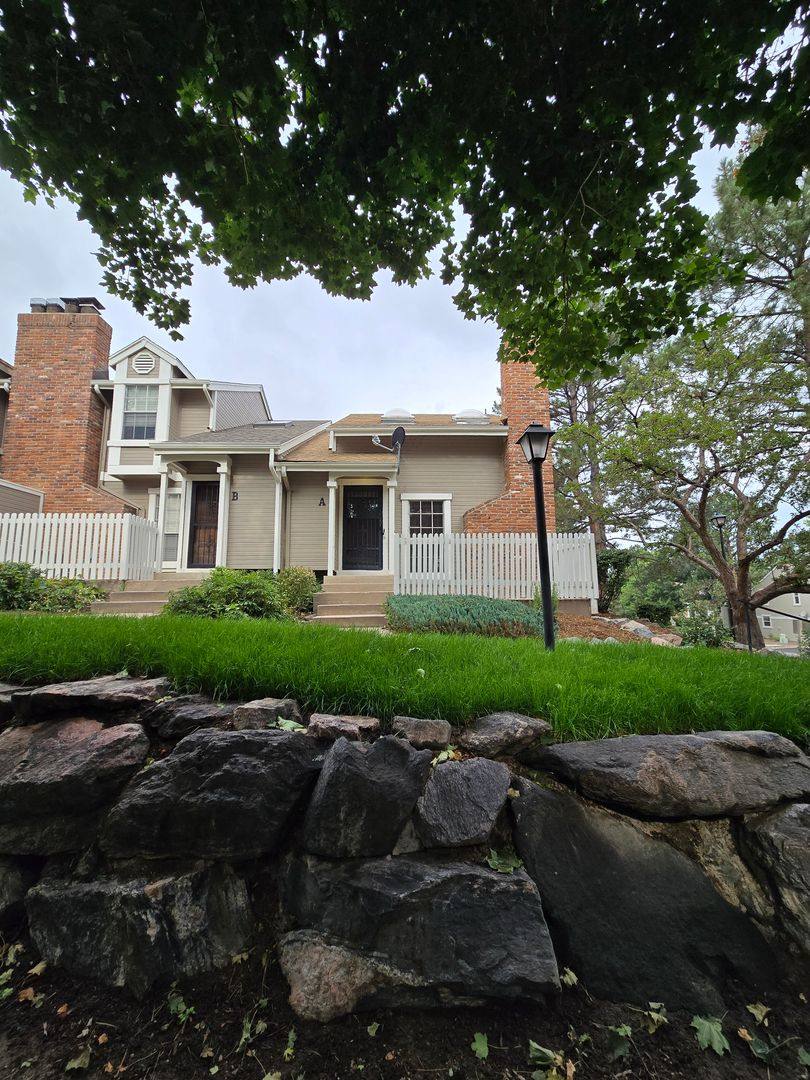 Townhouse for rent at 2832 W Long Dr #A, Littleton, CO 80120