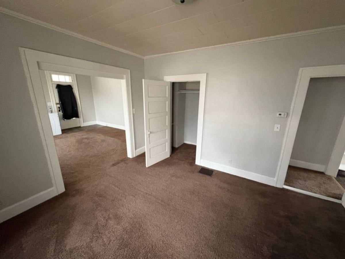 Apartment for rent at 710 Spring St, New Castle, IN 47362