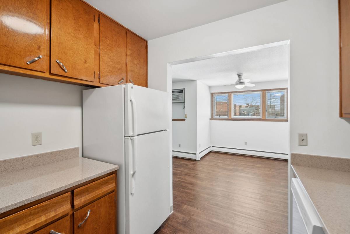 Apartment for rent at 2200 N Pascal St, Saint Paul, MN 55113