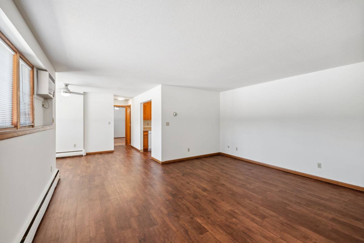 Apartment for rent at 2200 N Pascal St, Saint Paul, MN 55113