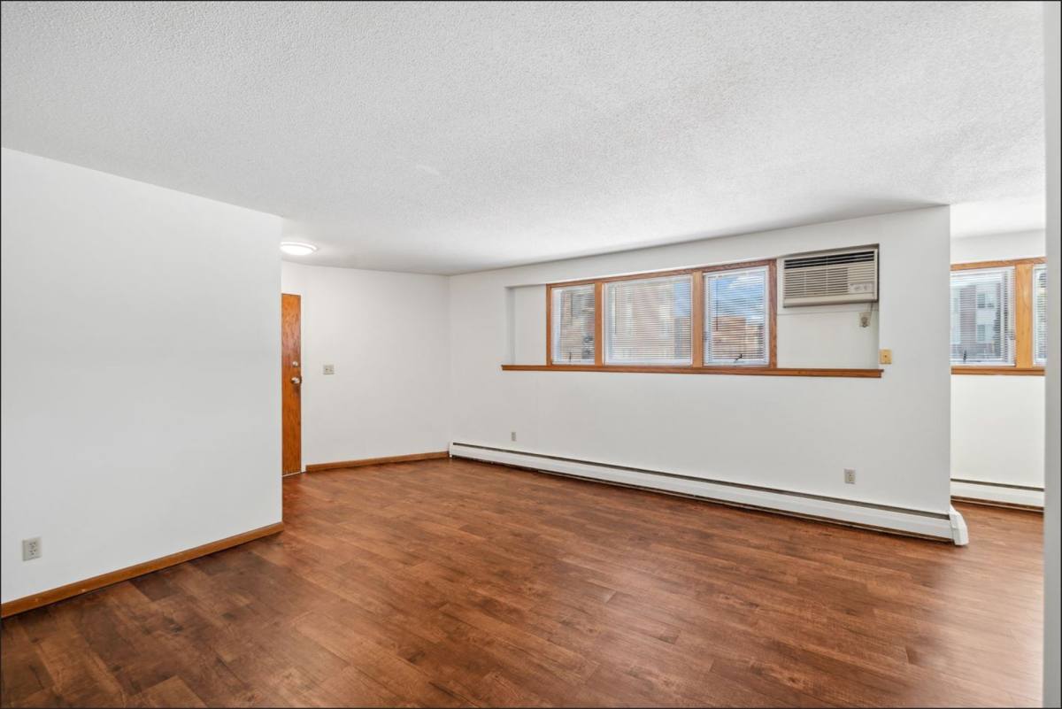 Apartment for rent at 2200 N Pascal St, Saint Paul, MN 55113