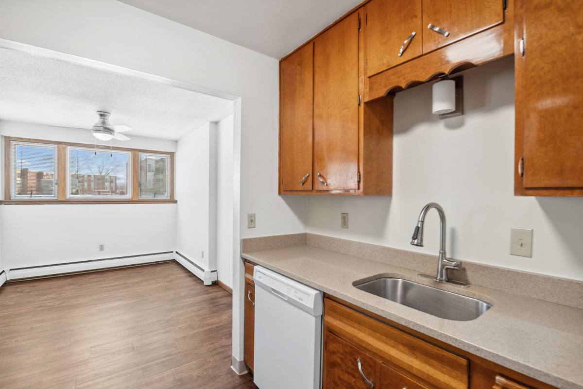 Apartment for rent at 2200 N Pascal St, Saint Paul, MN 55113