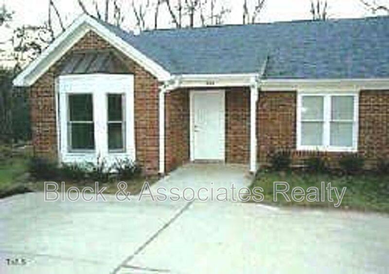 Townhouse for rent at 400 Creekway Dr, Fuquay Varina, NC 27526