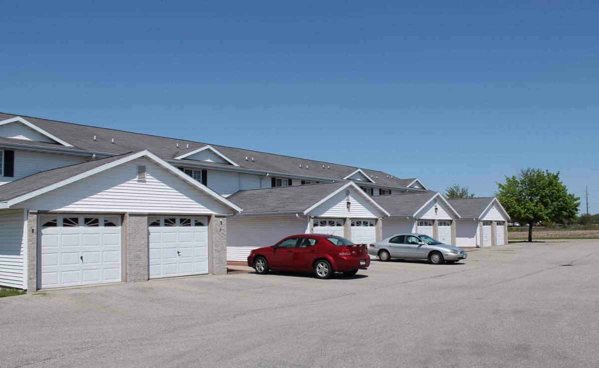 Townhouse for rent at 3504 Midvale Dr, Janesville, WI 53546