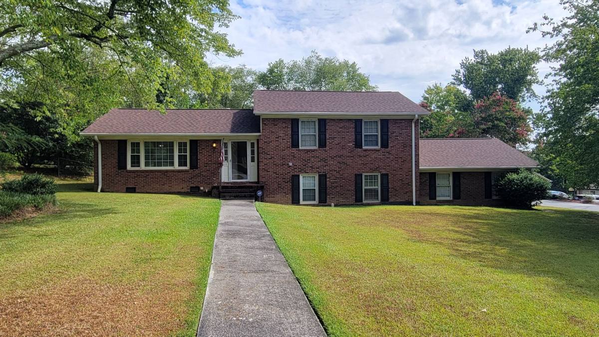 House for rent at 13 Shrevewood Dr, Taylors, SC 29687