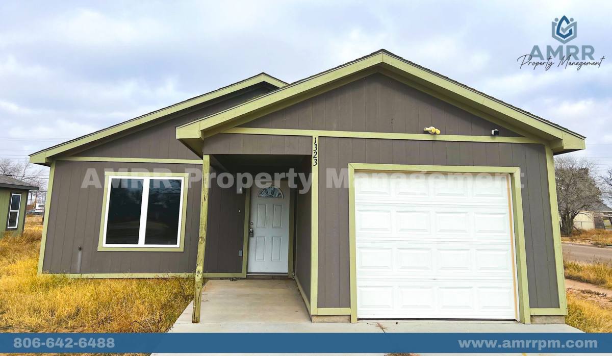 House for rent at 1323 E 14th St, Lubbock, TX 79403