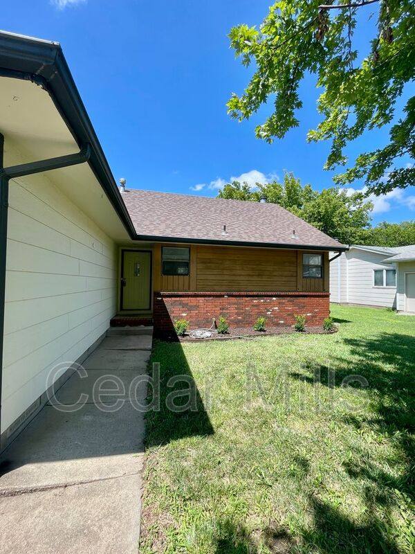 House for rent at 550 W 3rd, Andover, KS 67002
