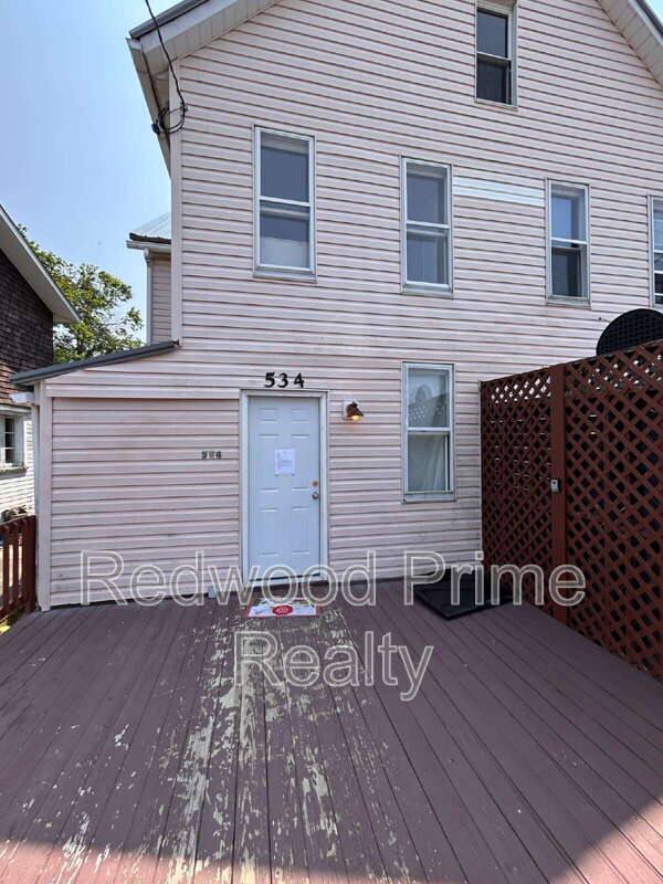 House for rent at 534-536 Russell Ave, Johnstown, PA 15902