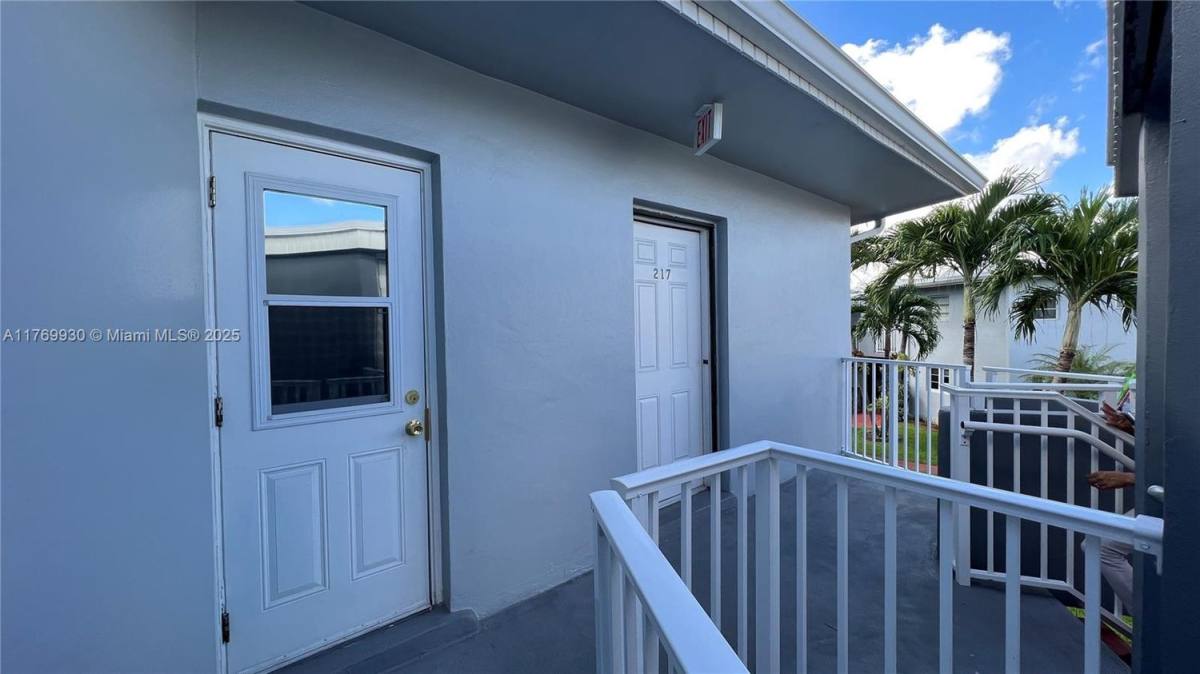 Apartment for rent at 1701 NE Miami Gardens Dr #217, Miami, FL 33179