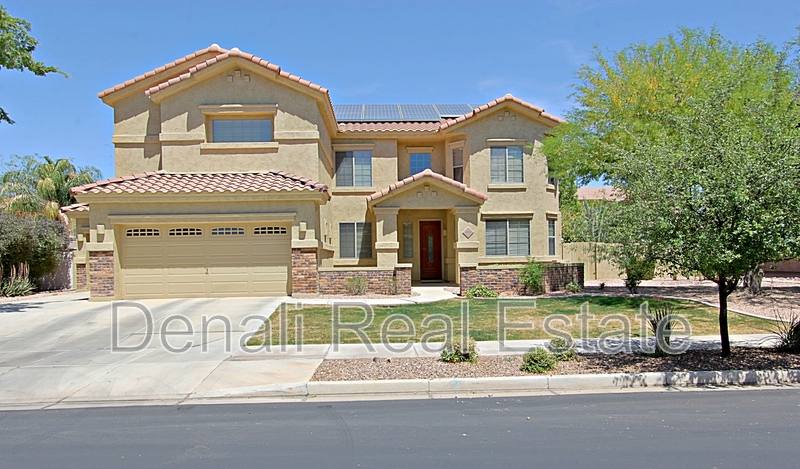 House for rent at 18560 E Strawberry Dr, Queen Creek, AZ 85142