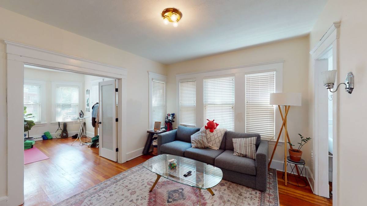 Apartment for rent at 134 Mansfield St, New Haven, CT 06511