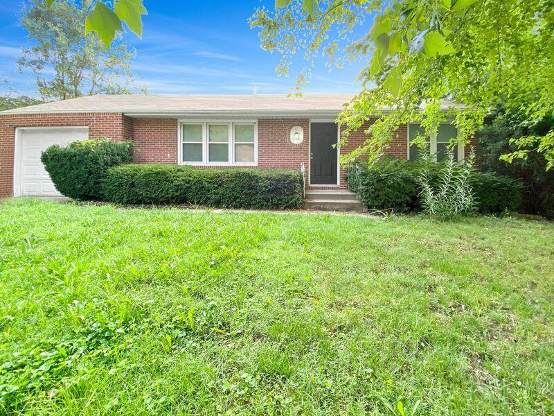 House for rent at 47 N Browning St, Kansas City, MO 64119