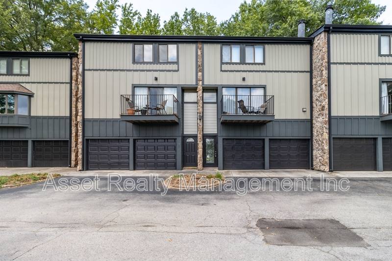 Condo for rent at 1960 Cherokee Bluff Dr, Knoxville, TN 37920