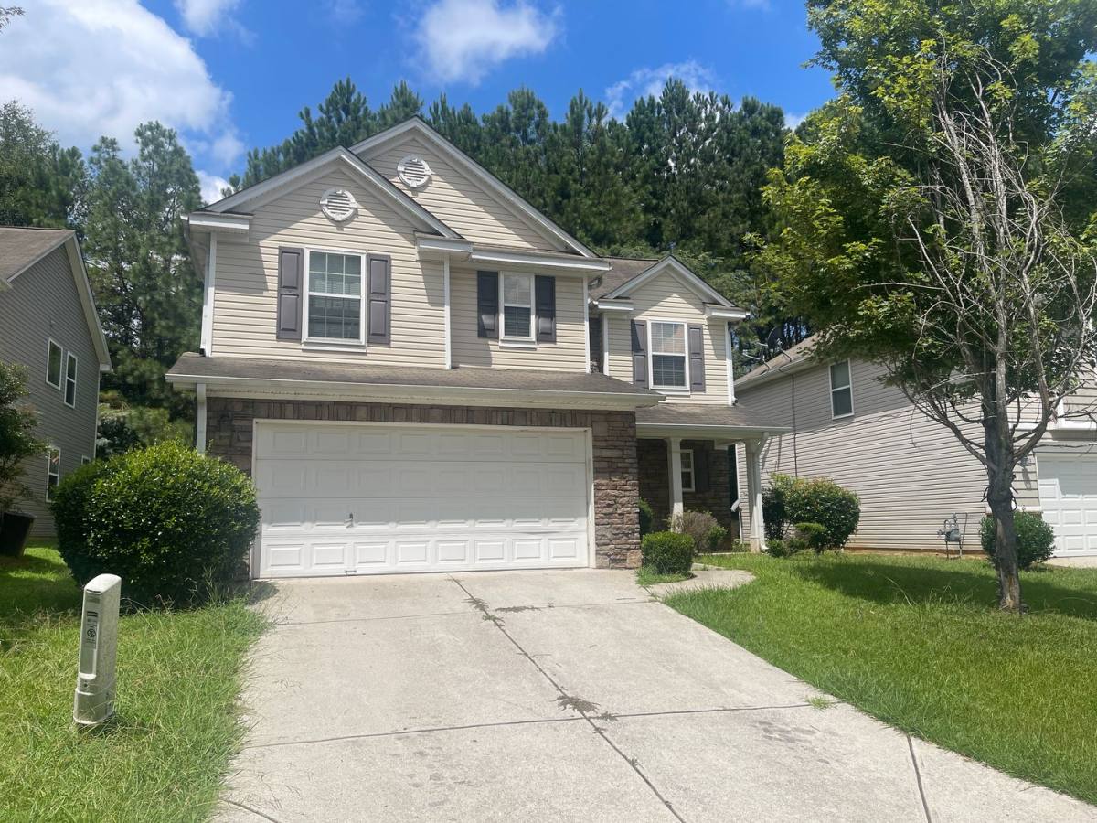 House for rent at 5553 Sable Way, Atlanta, GA 30349