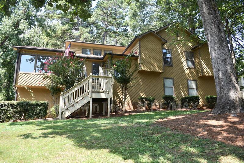 House for rent at 2811 Pine Cone Lane, Duluth, GA 30096