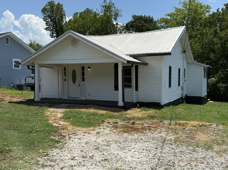 House for rent at 1008 Ave A, Knoxville, TN 37920