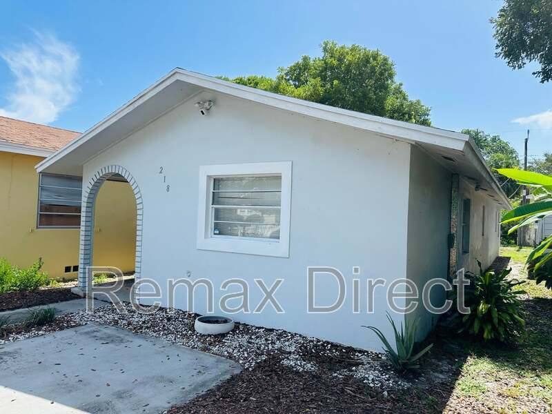 House for rent at 218 N D St, Lake Worth Beach, FL 33460