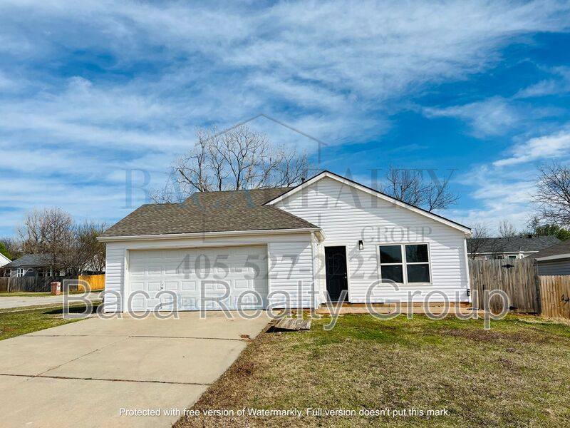 House for rent at 1044 Shadowlake Rd, Norman, OK 73071