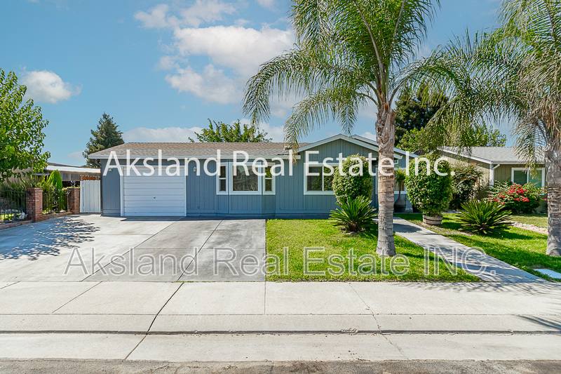House for rent at 726 Milestone Dr, Lathrop, CA 95330