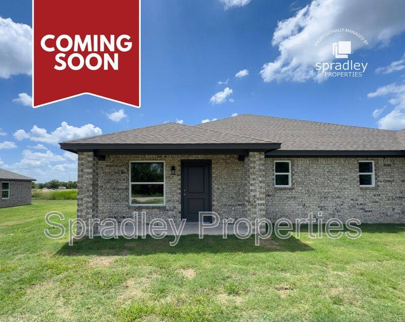 Townhouse for rent at 222 Melissa St, Eddy, TX 76524