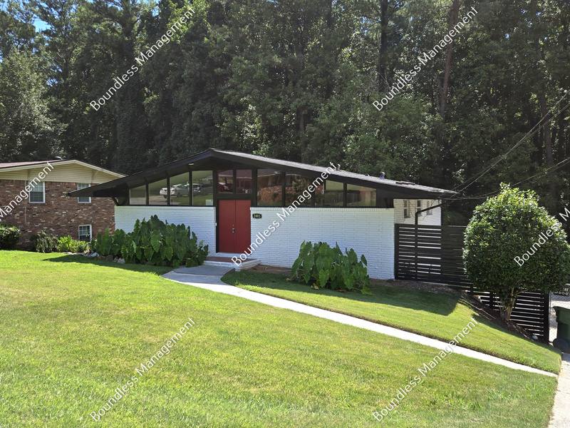 House for rent at 2493 Sunridge Ave SE, Atlanta, GA 30315