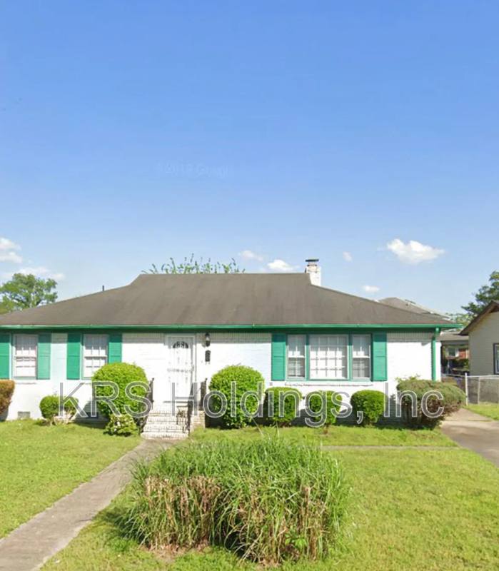 House for rent at 1393 Wool Ave, Portsmouth, VA 23707