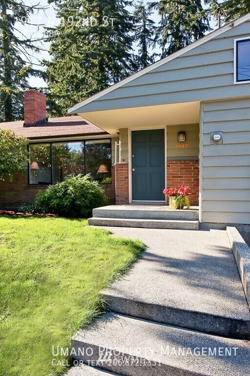 House for rent at 1917 N 192nd St, Seattle, WA 98133