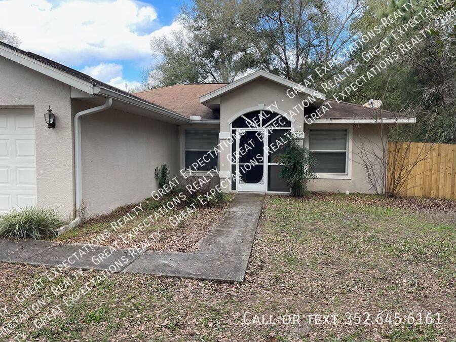 House for rent at 6135 E Loring Lane, Inverness, FL 34452