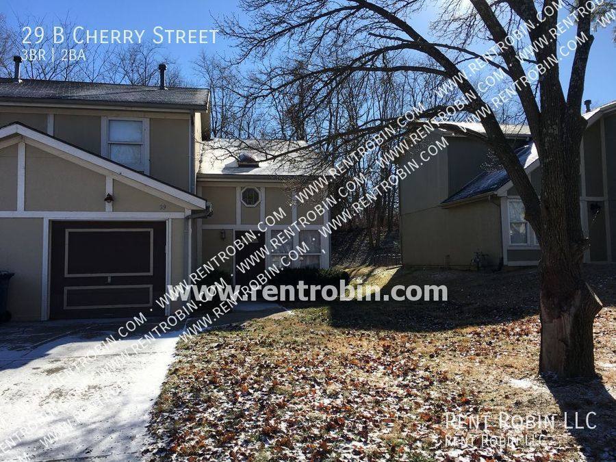 Apartment for rent at 29 B Cherry St, Liberty, MO 64068