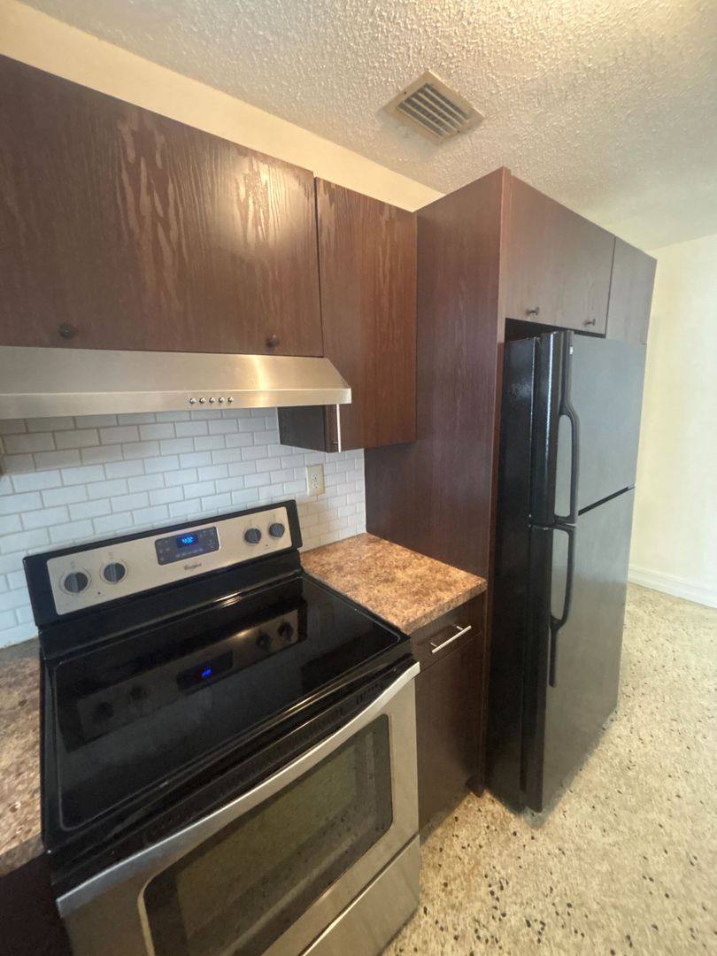 Apartment for rent at 1621 NW 16th Ave, Miami, FL 33125