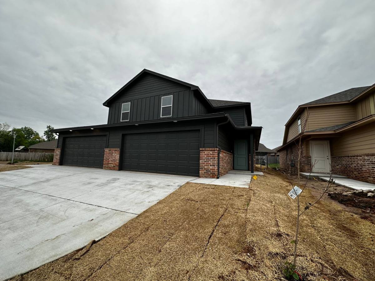 House for rent at 10810 NW 119th Place, Yukon, OK 73099