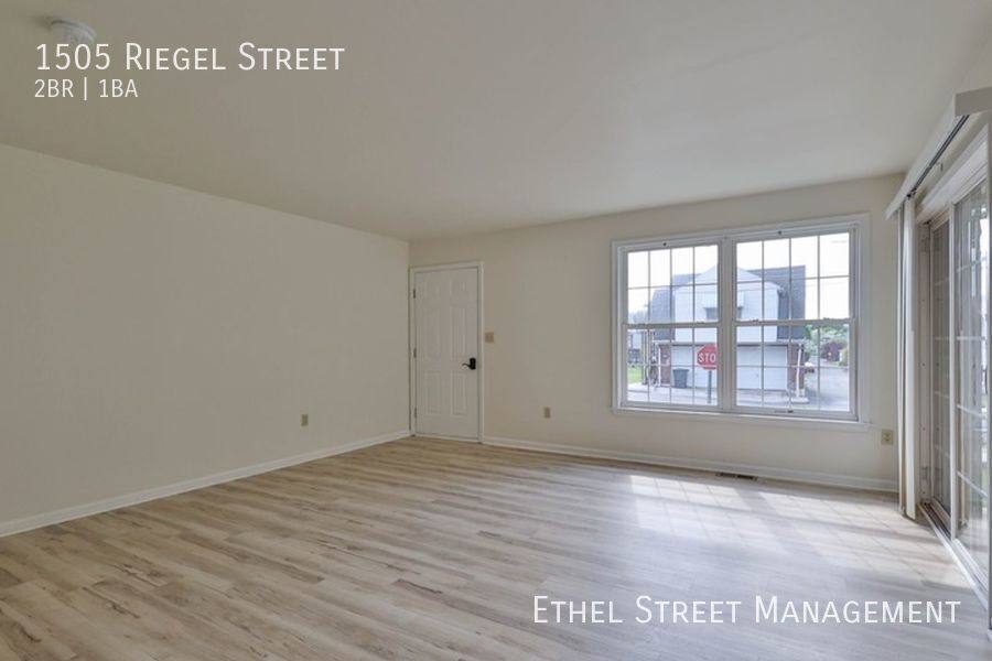 Apartment for rent at 1505 Riegel St, Hellertown, PA 18055