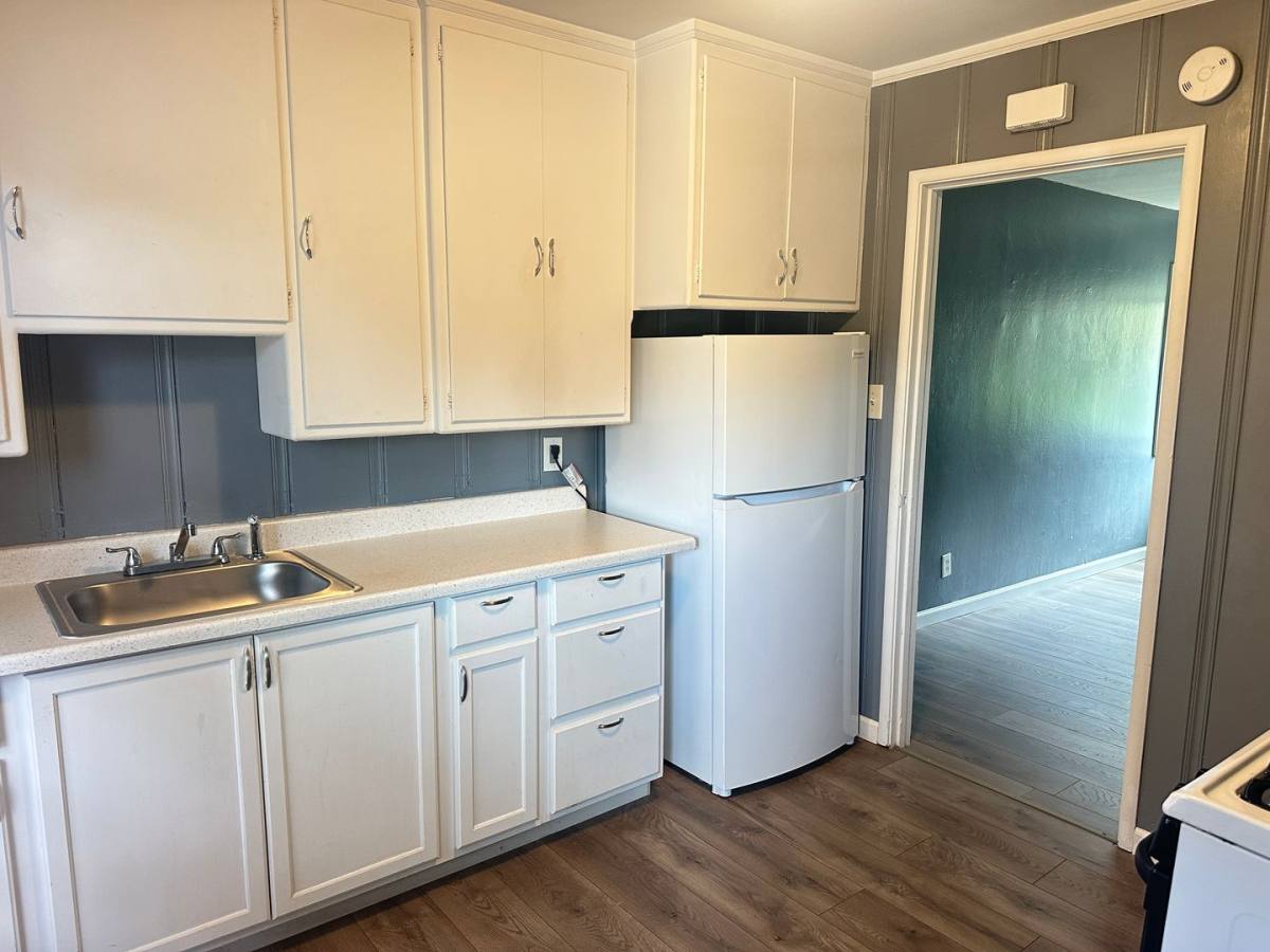 Apartment for rent at 3793 Buell St, Oakland, CA 94619