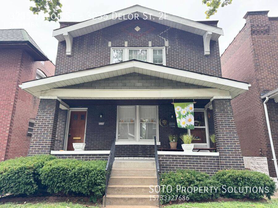 Apartment for rent at 3235 Delor St #2F, Saint Louis, MO 63111