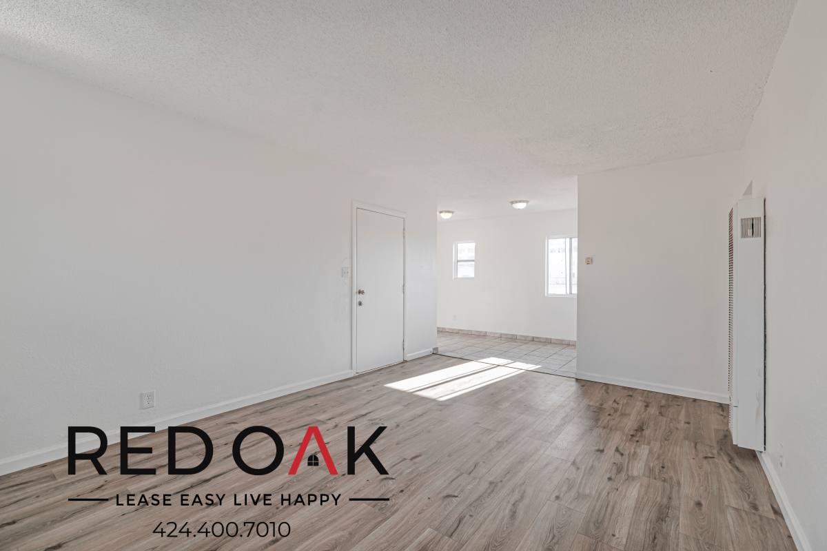 Condo for rent at 850 W 83rd St #4, Los Angeles, CA 90044